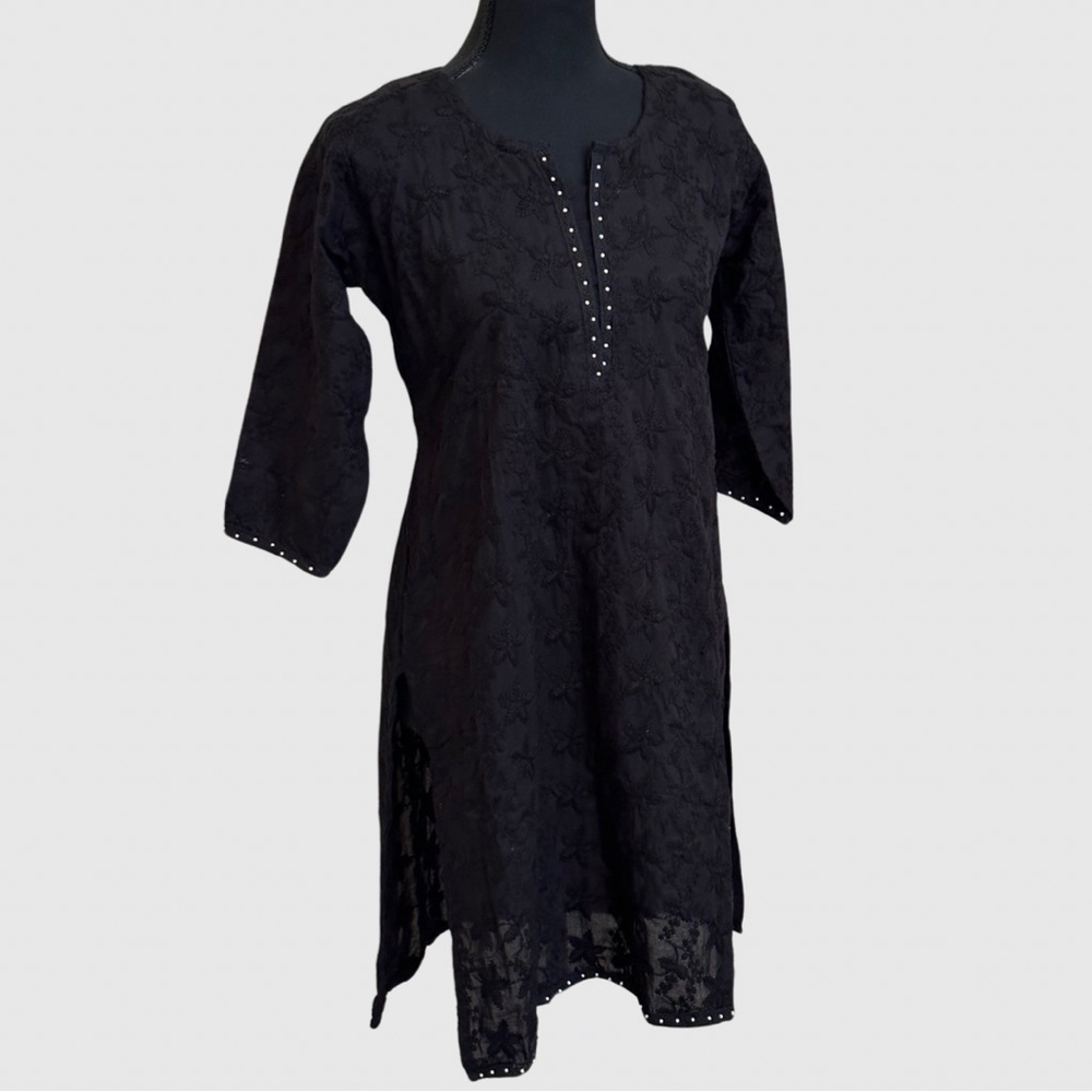 Black Tunic Kurti - 3/4 Sleeve w/Beaded Detail